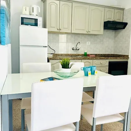 Apartman Ferienwohnung Fuer 4 Personen Ca 60 Qm In Playa De Las Americas, Teneriffa Und Los Cristianos - B62850