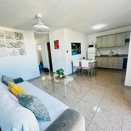 Ferienwohnung Fuer 4 Personen Ca 60 Qm In Playa De Las Americas, Teneriffa Und Los Cristianos - B62850 *